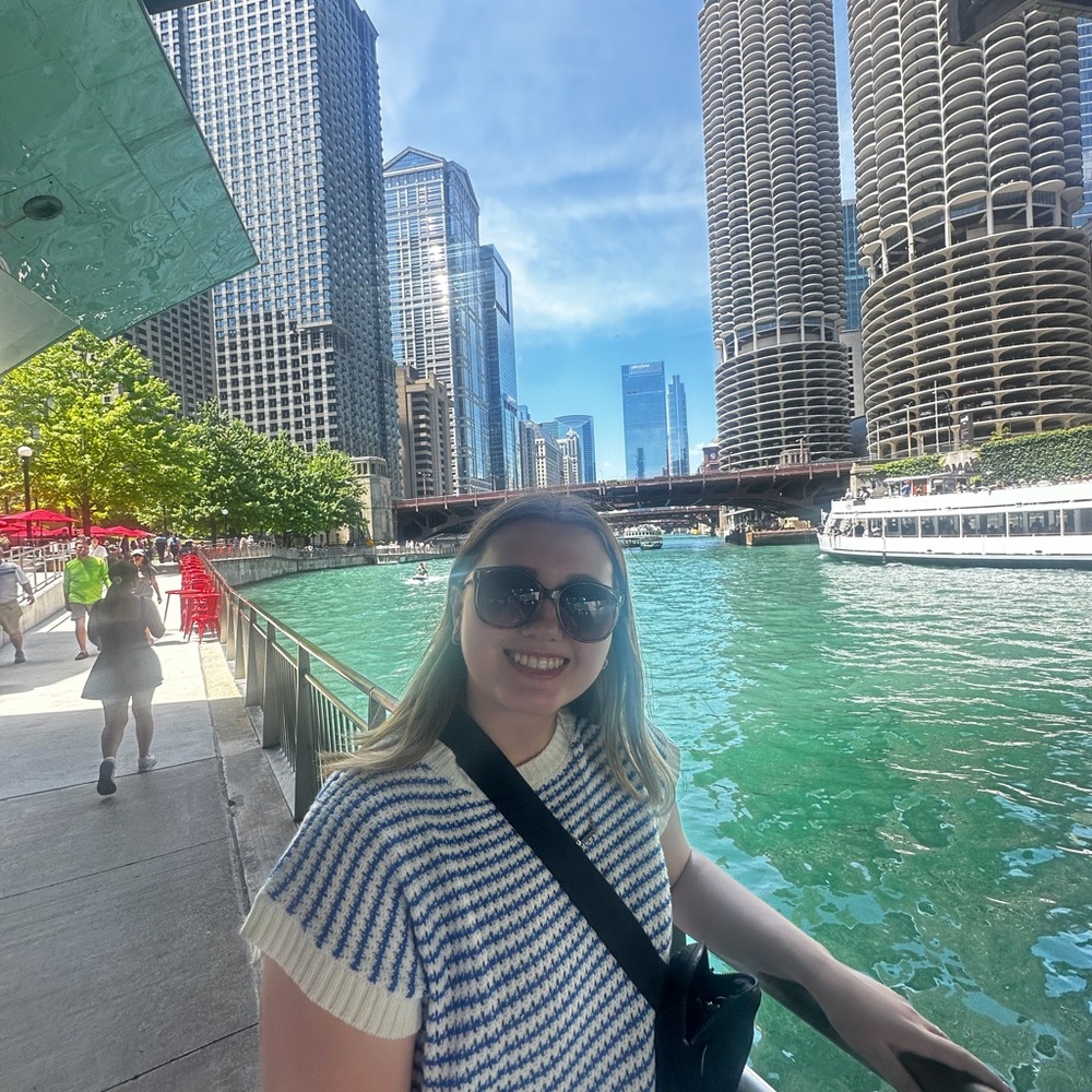 Meet your Posher, Carlee